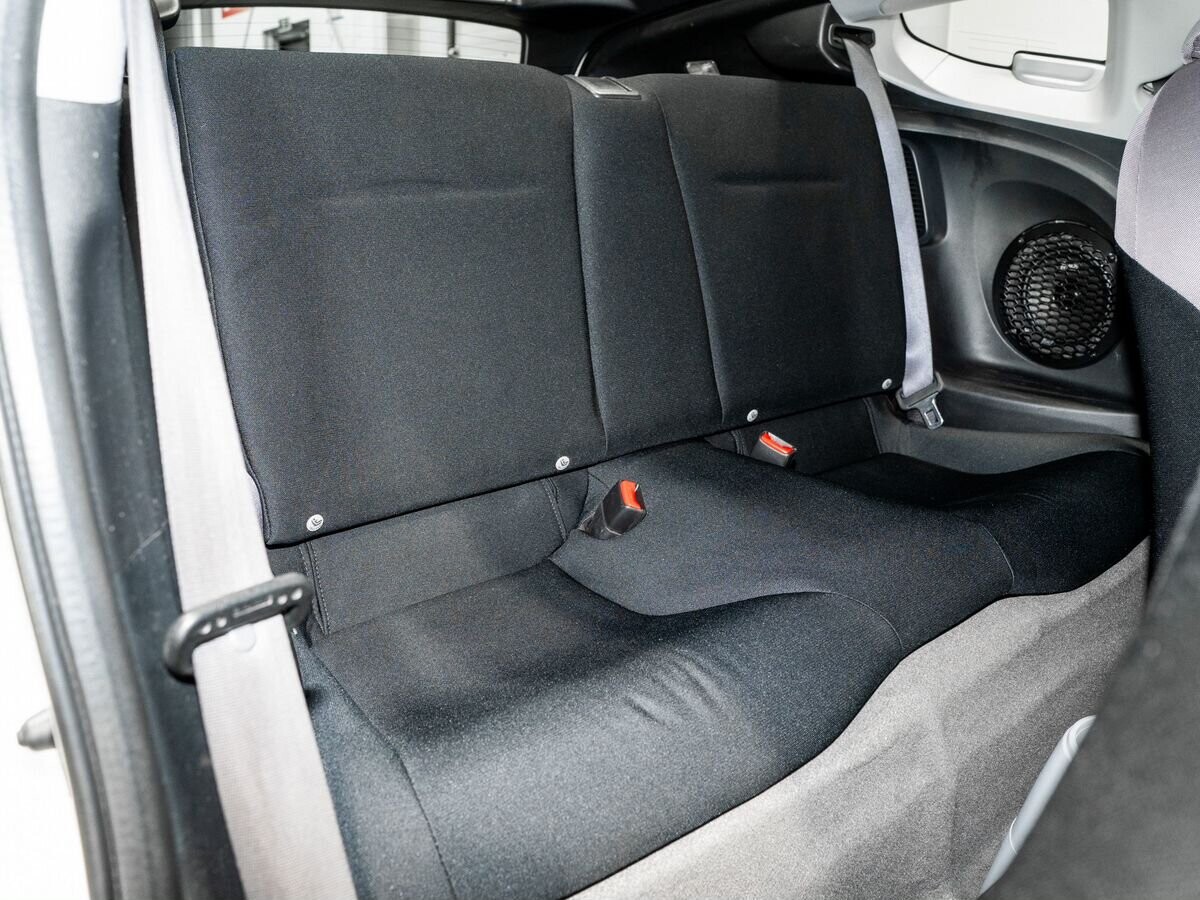 Honda CR-Z 2010 - фото автомобиля
