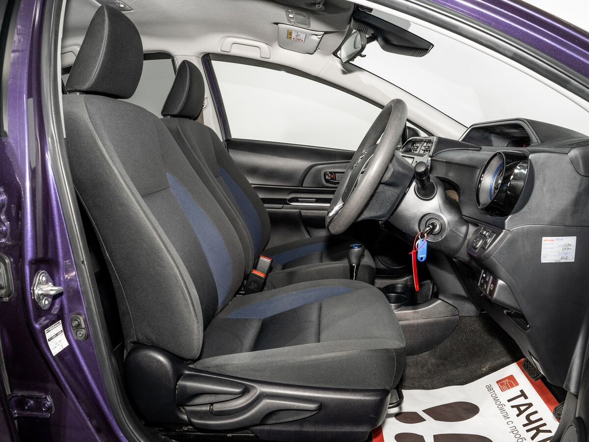 Toyota Aqua 2019 - фото автомобиля