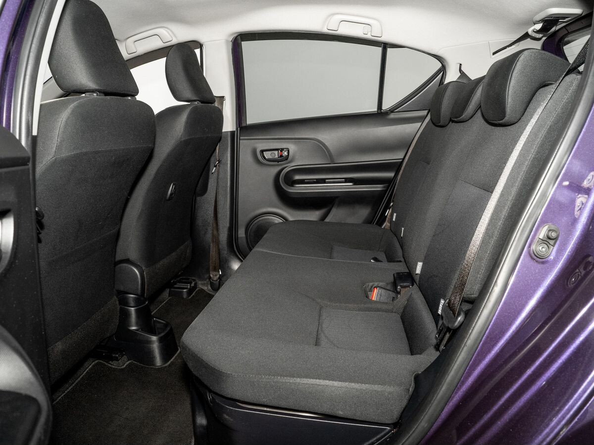 Toyota Aqua 2019 - фото автомобиля