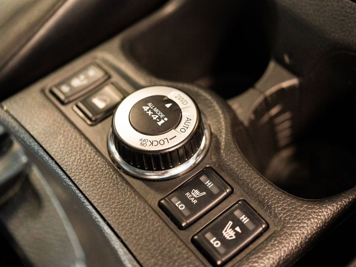 Nissan X-Trail 2019 - фото автомобиля