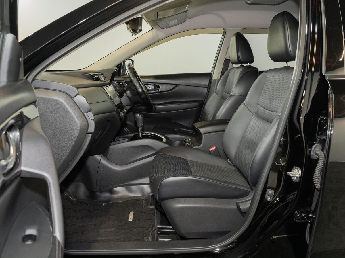 Nissan X-Trail 2019 - фото автомобиля