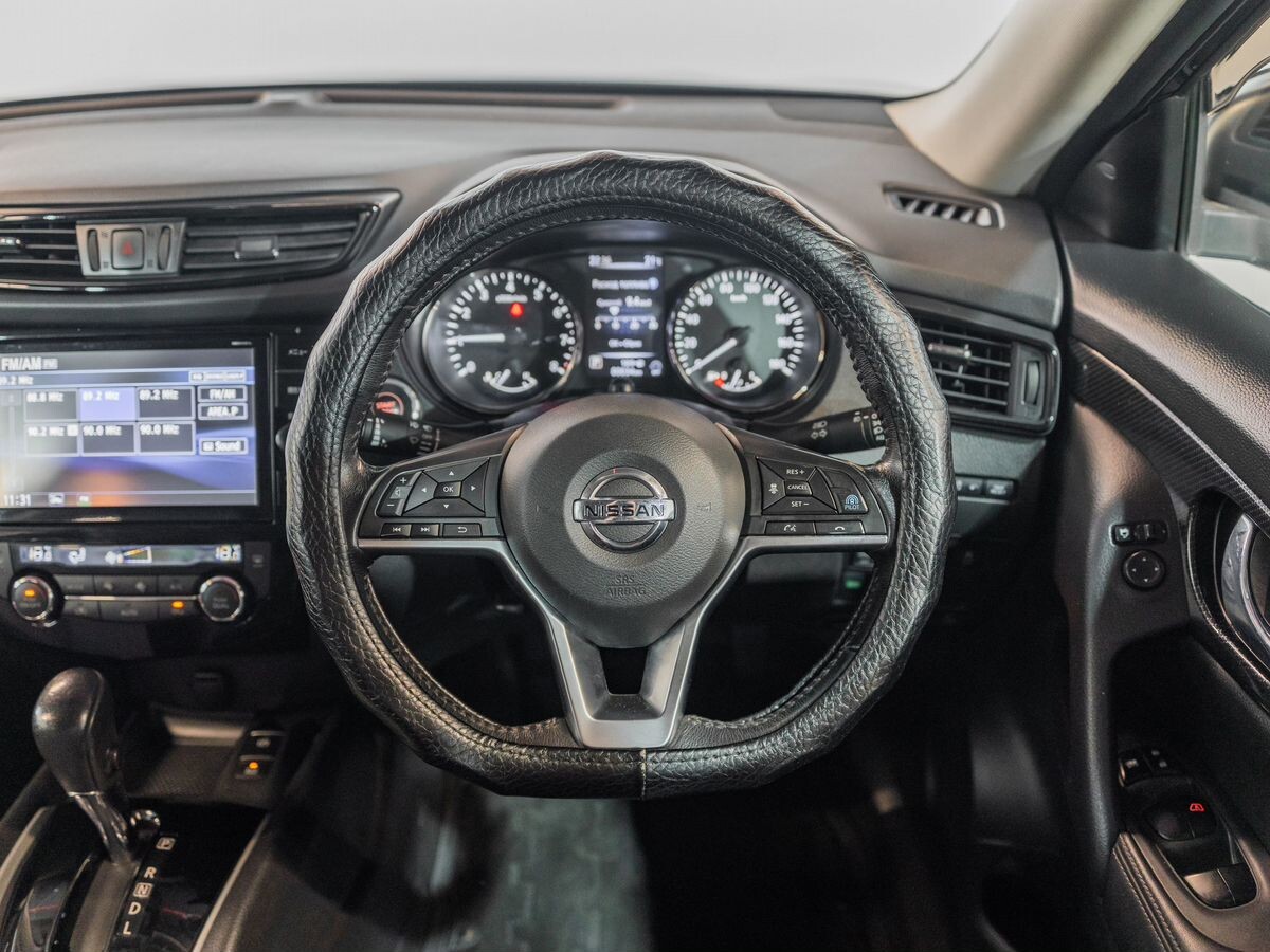 Nissan X-Trail 2019 - фото автомобиля