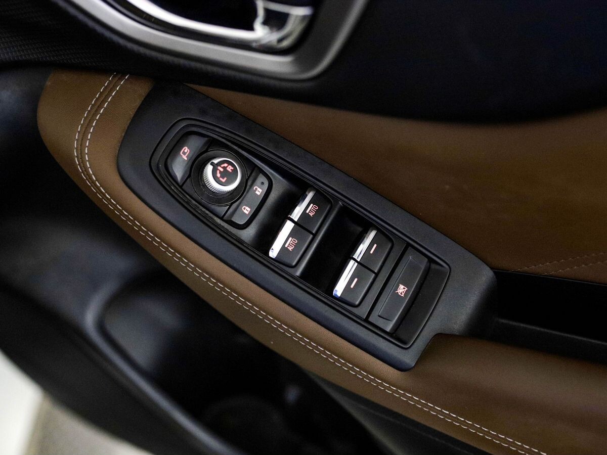 Subaru Forester 2019 - фото автомобиля
