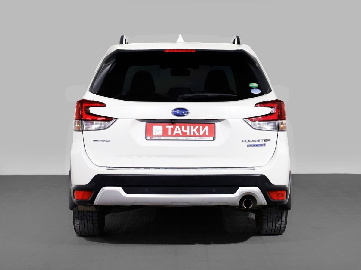 Subaru Forester 2019 - фото автомобиля
