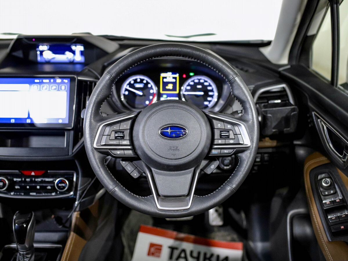 Subaru Forester 2019 - фото автомобиля