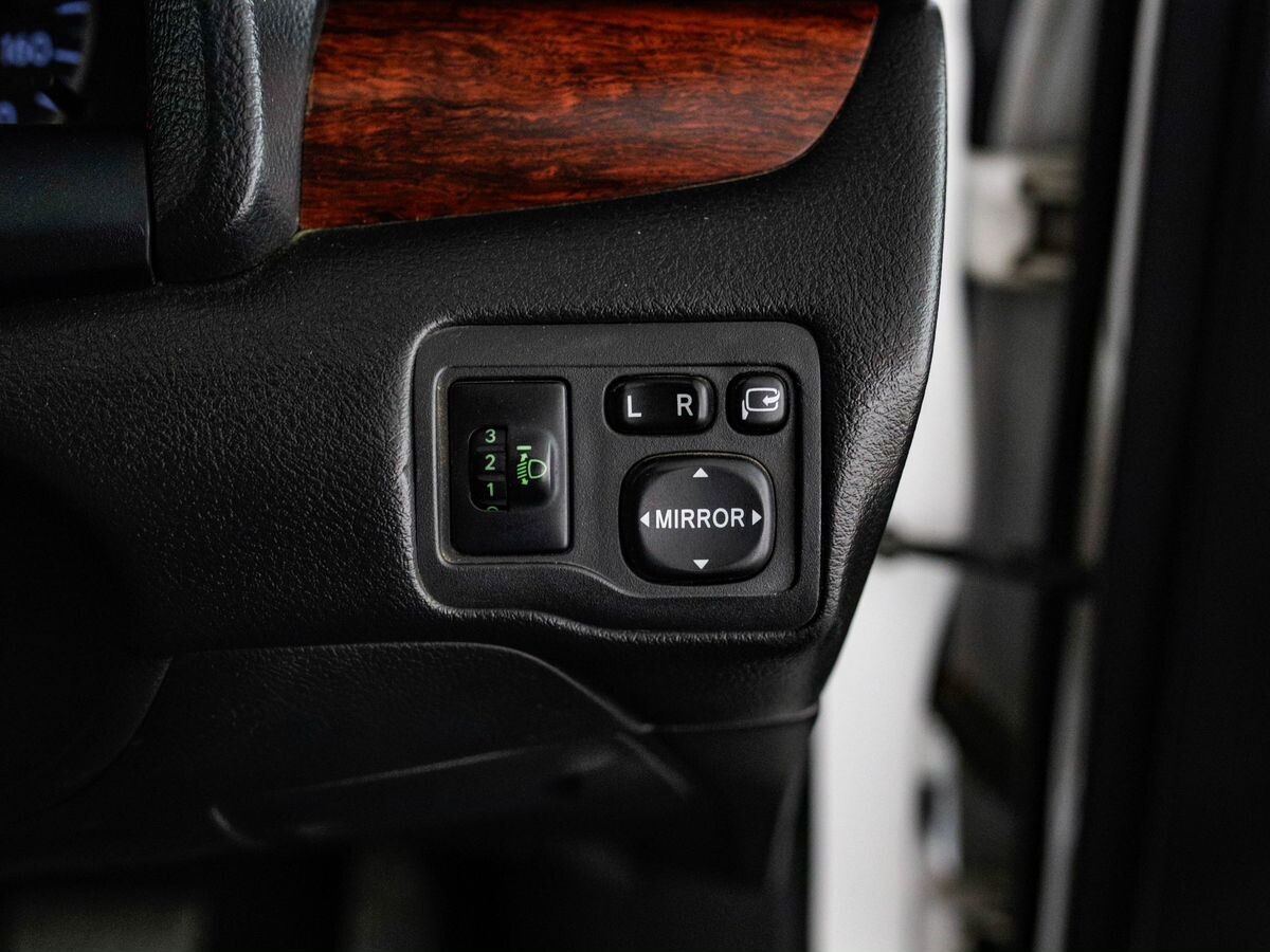 Toyota Allion 2010 - фото автомобиля