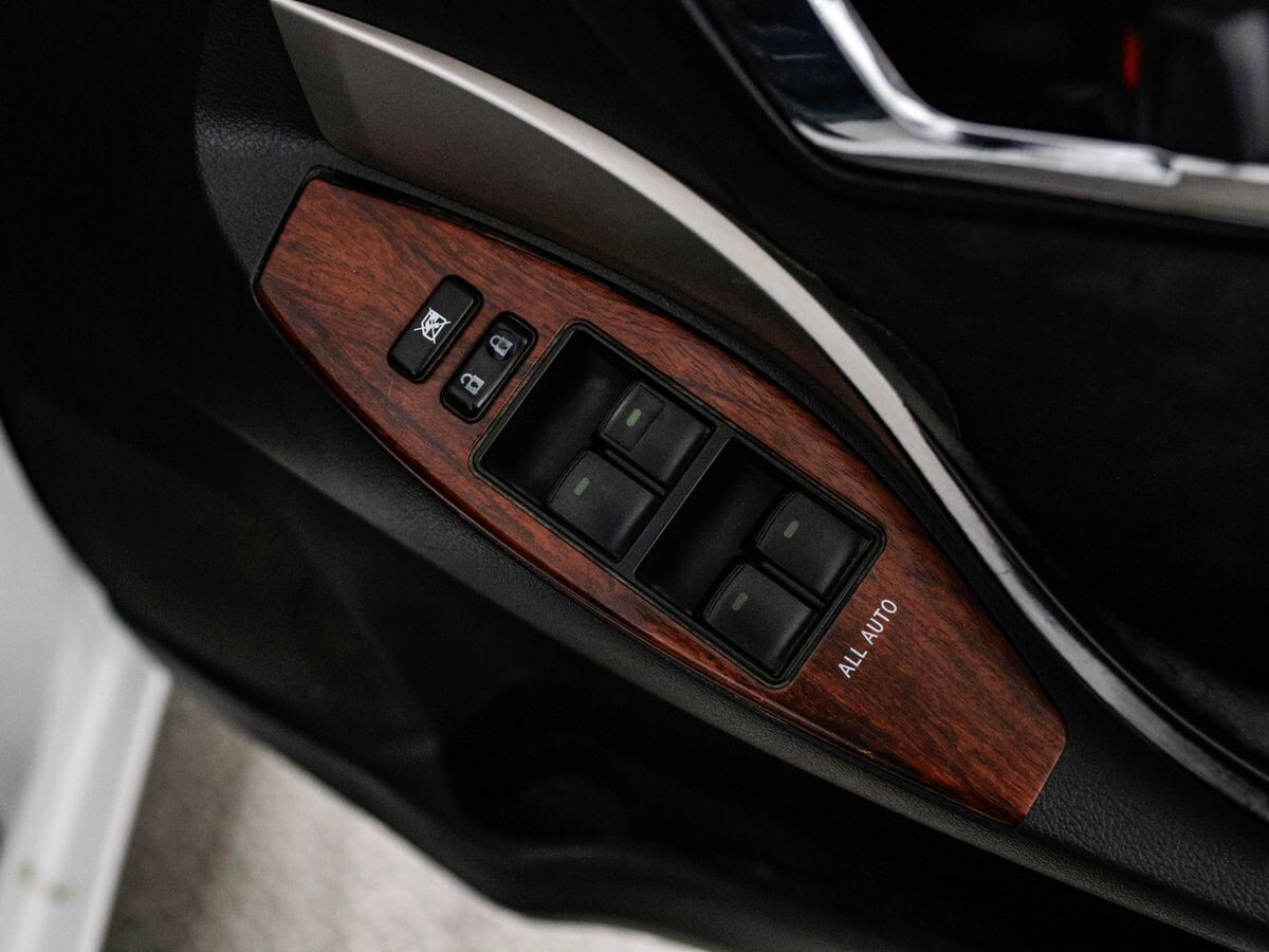 Toyota Allion 2010 - фото автомобиля