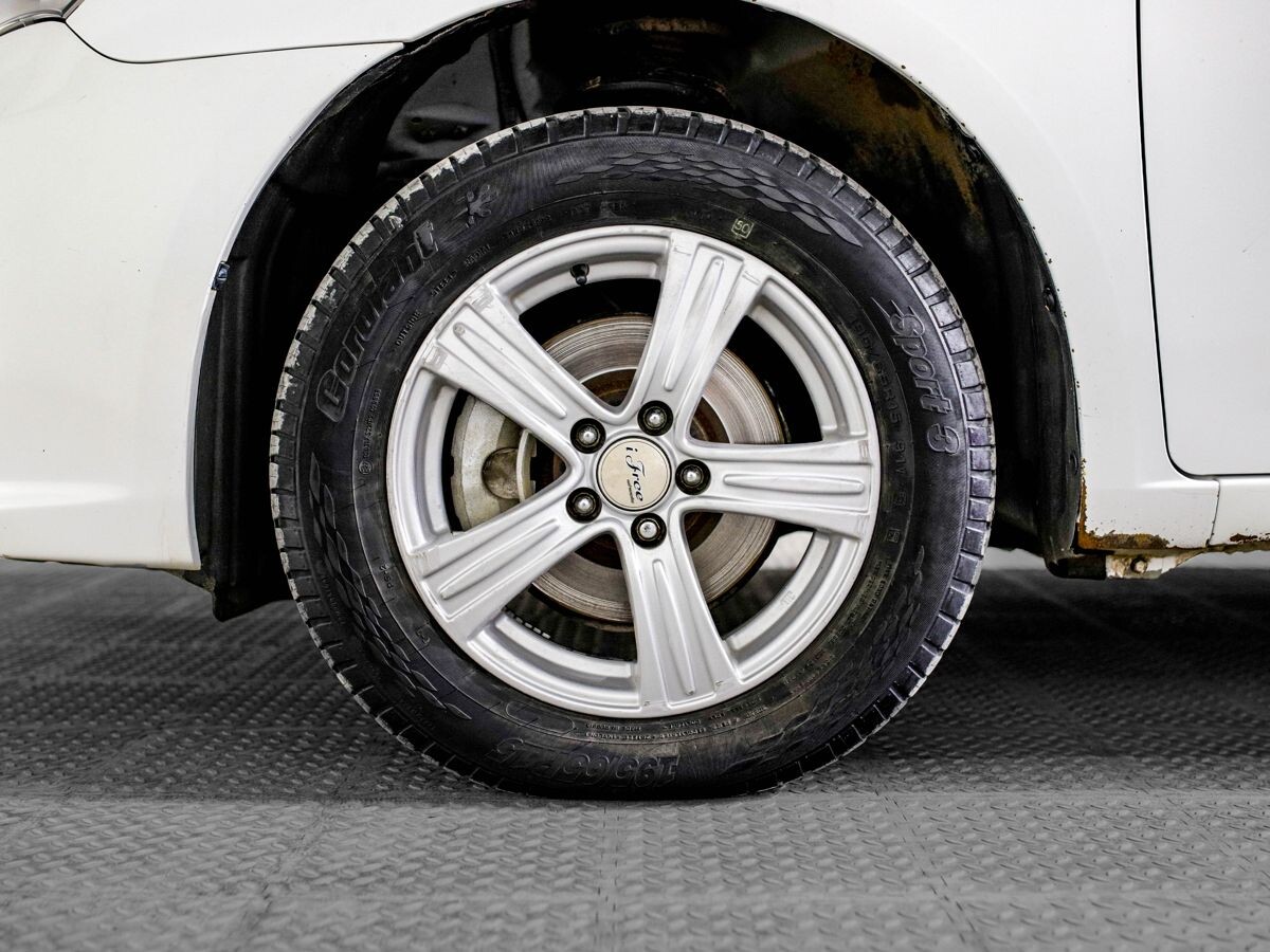 Toyota Allion 2010 - фото автомобиля