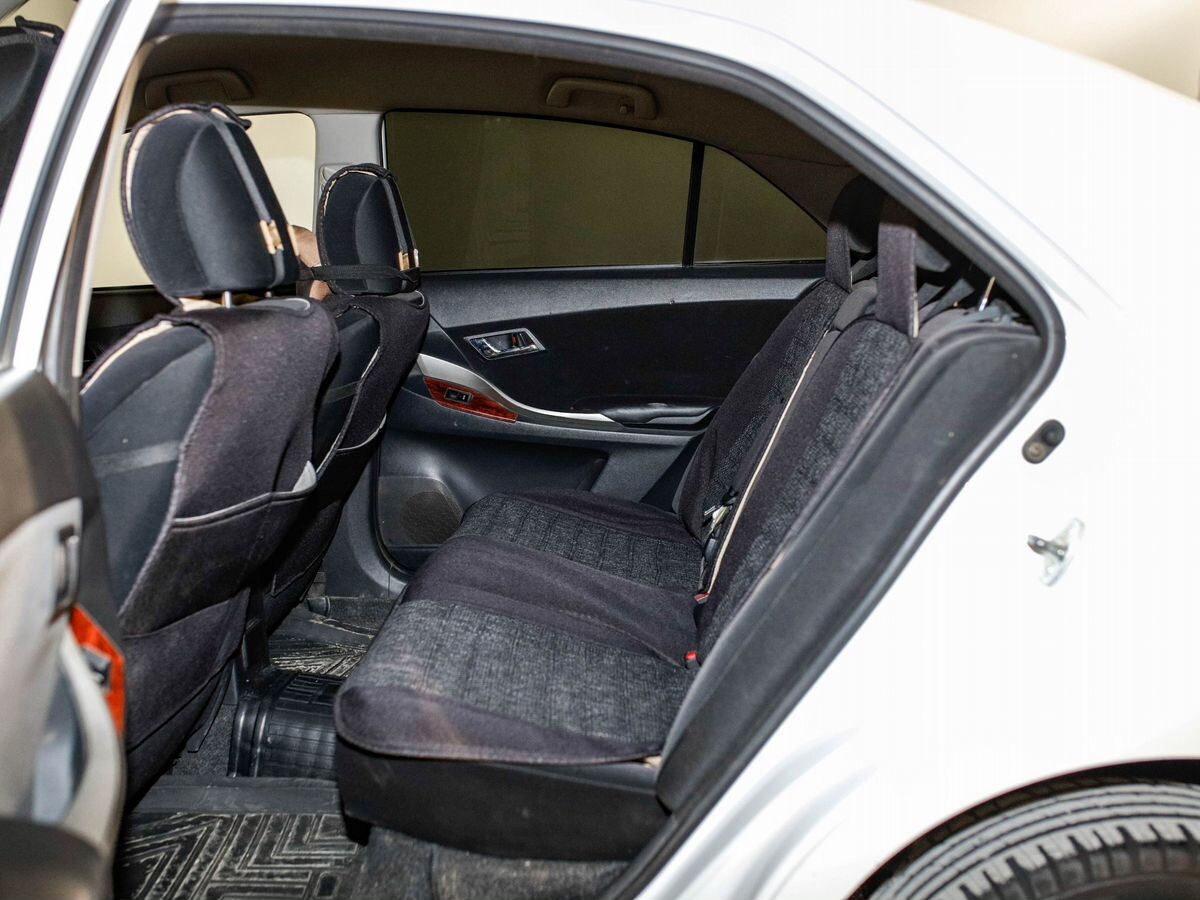 Toyota Allion 2010 - фото автомобиля