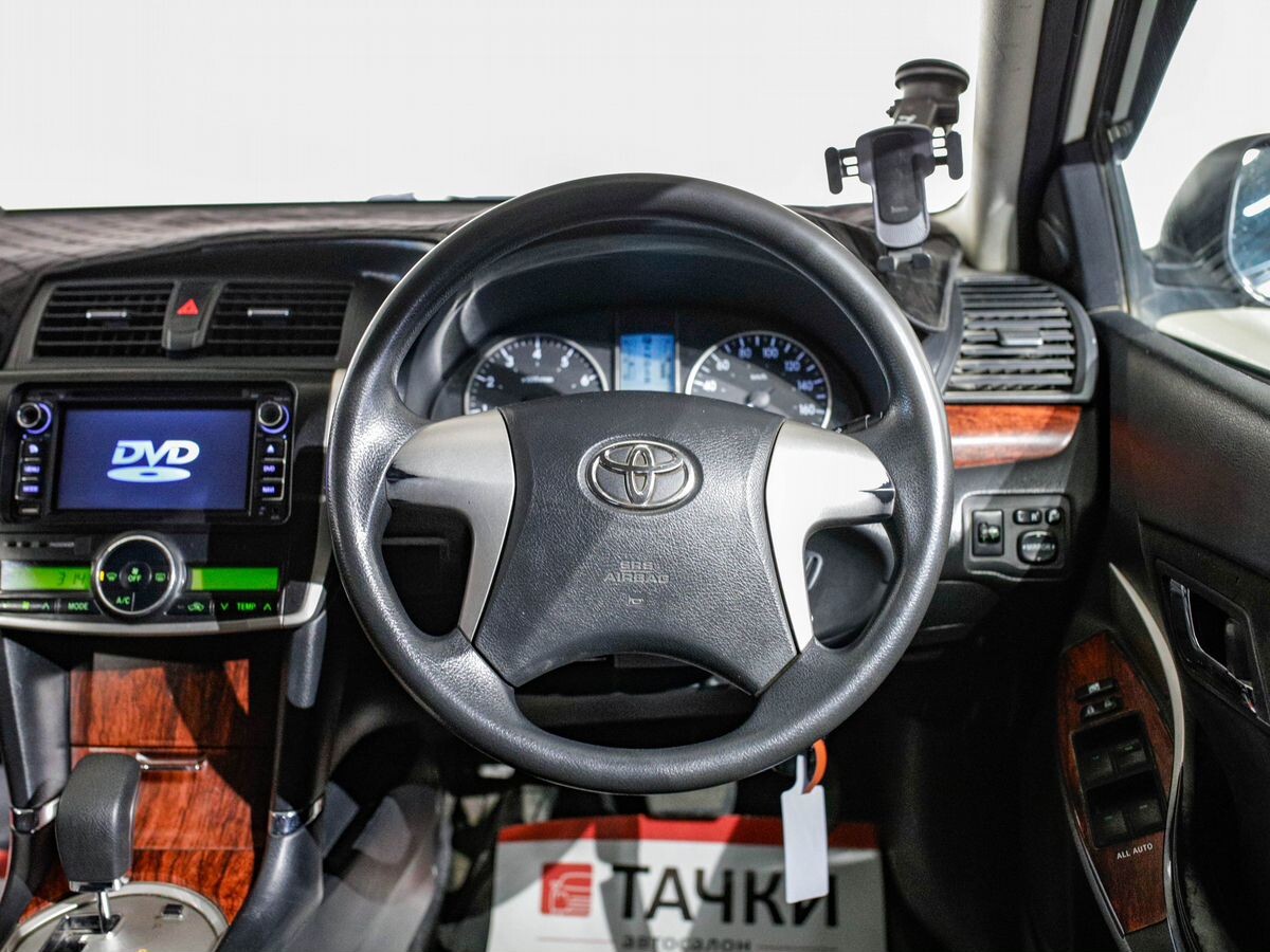Toyota Allion 2010 - фото автомобиля