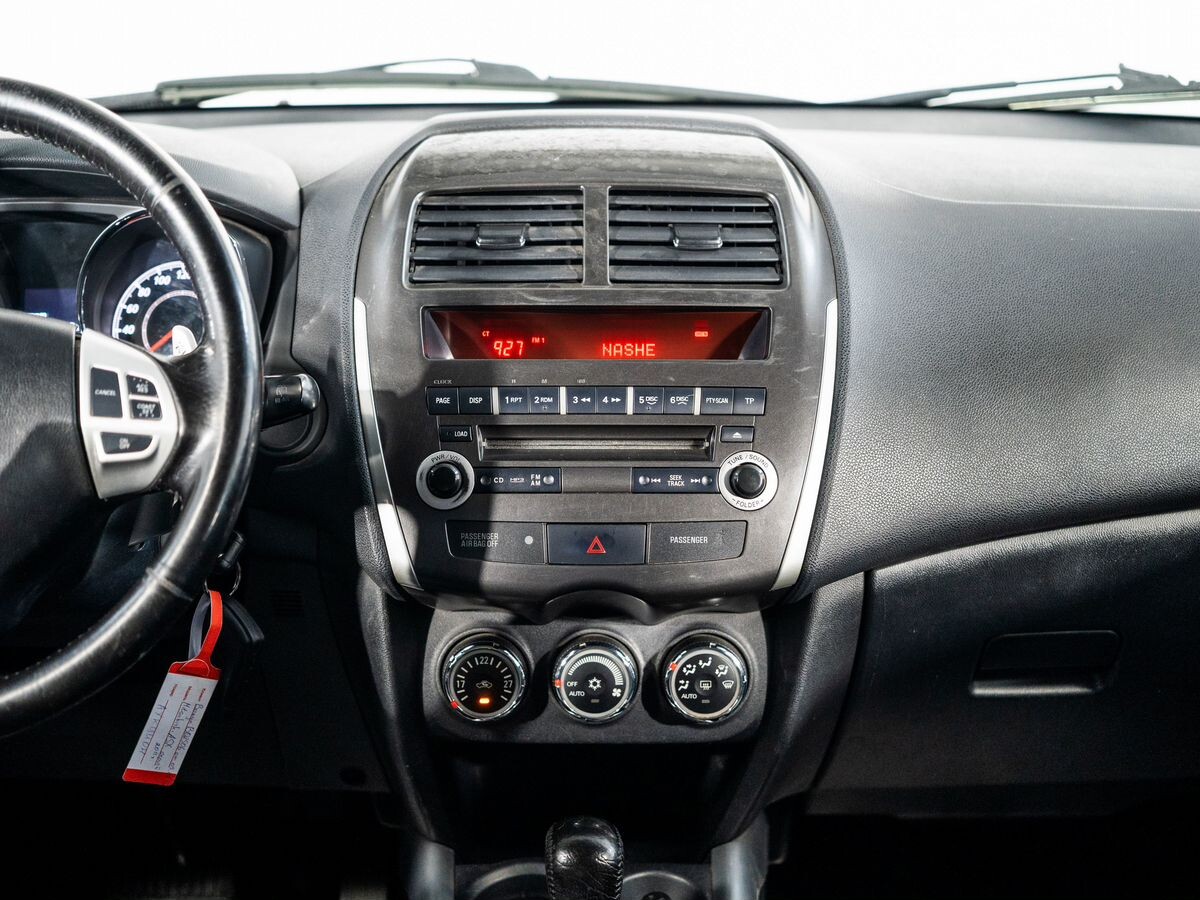 Mitsubishi ASX 2011 - фото автомобиля