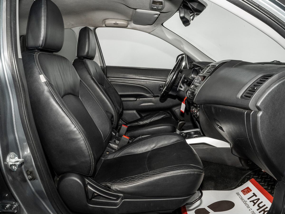 Mitsubishi ASX 2011 - фото автомобиля