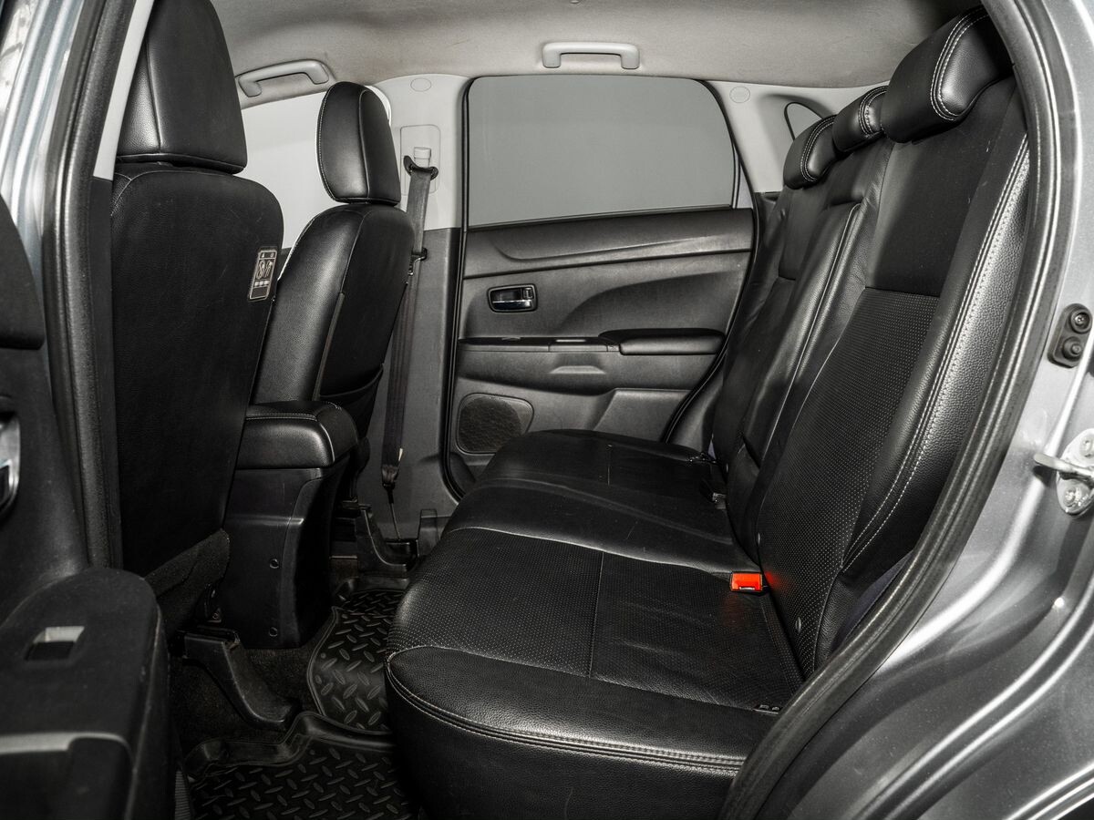 Mitsubishi ASX 2011 - фото автомобиля