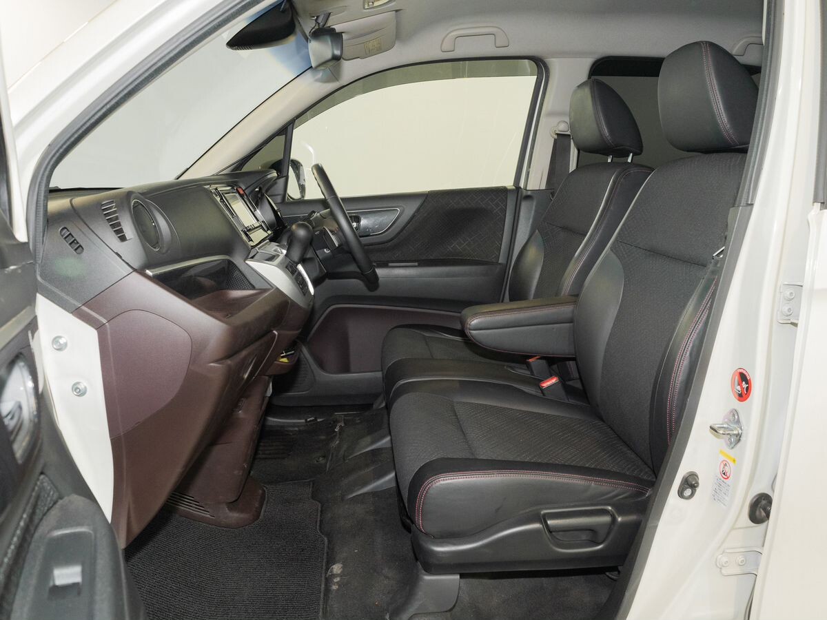 Honda N-WGN 2014 - фото автомобиля