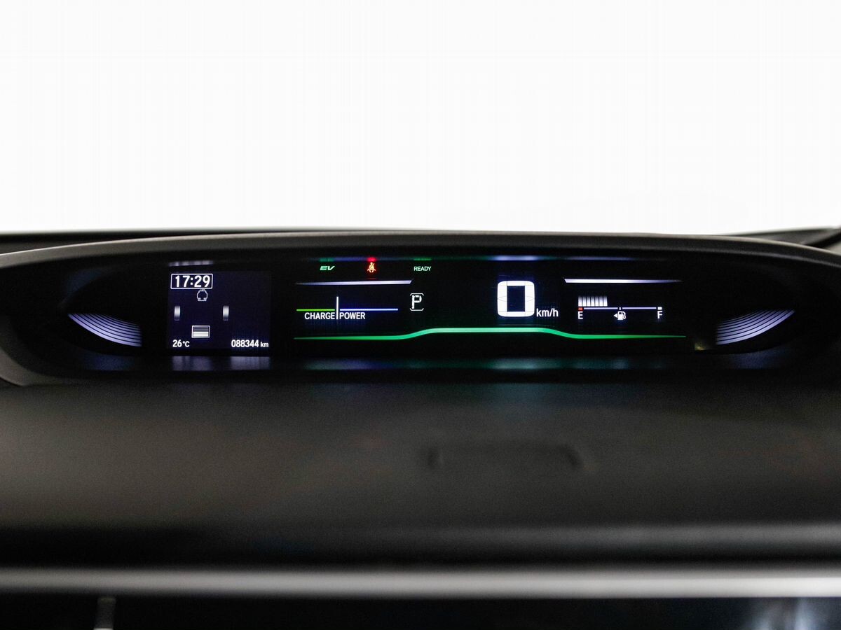 Honda Stepwgn 2018 - фото автомобиля