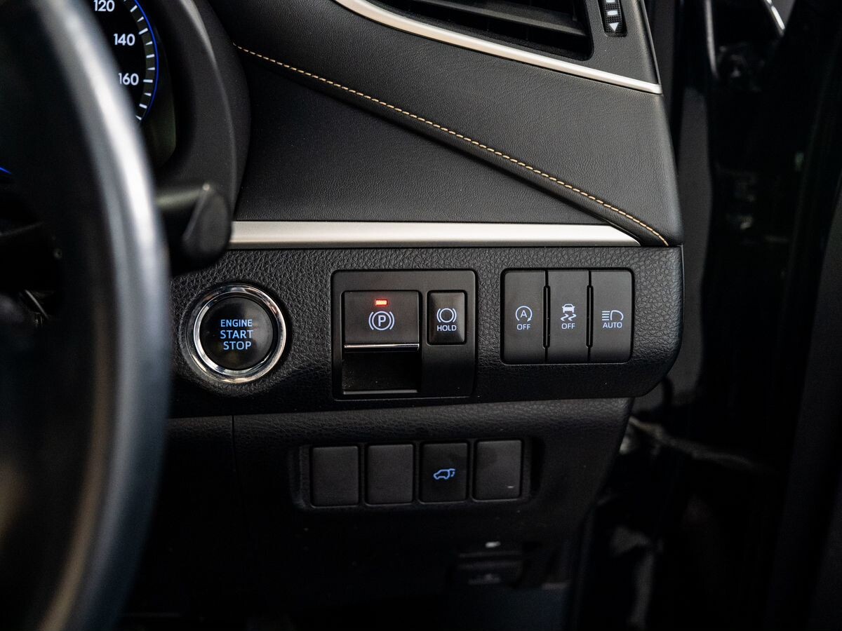 Toyota Harrier 2019 - фото автомобиля