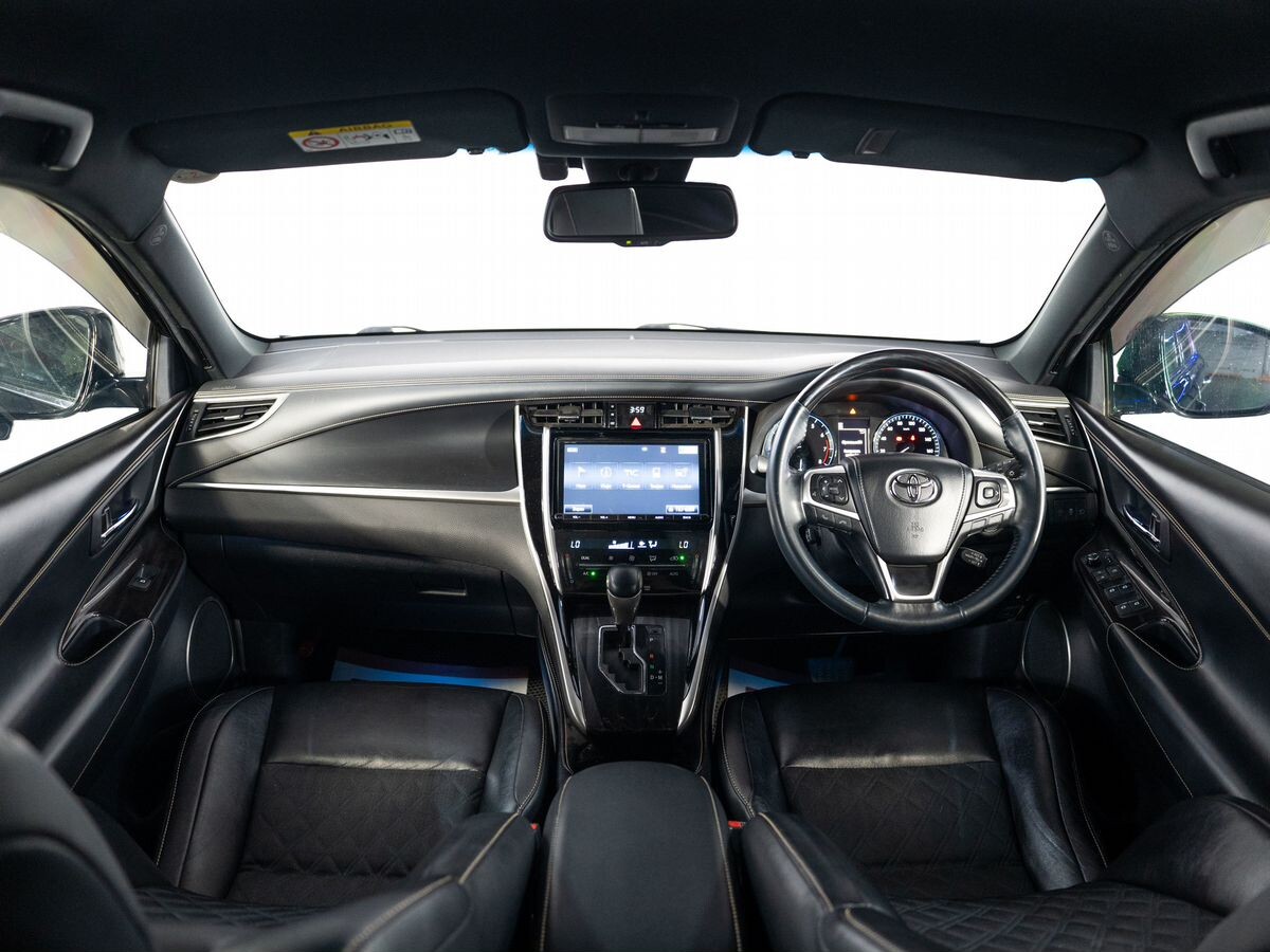 Toyota Harrier 2019 - фото автомобиля