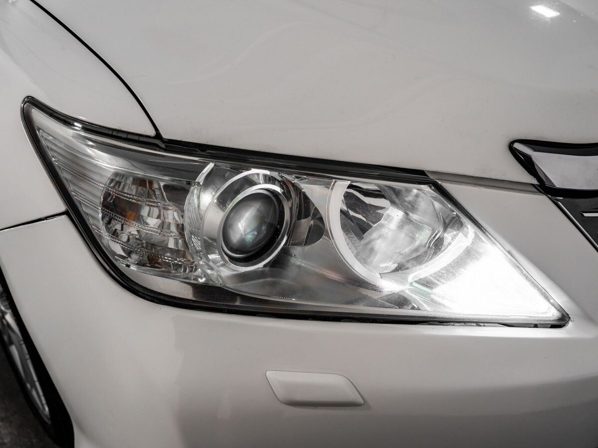 Toyota Camry 2014 - фото автомобиля
