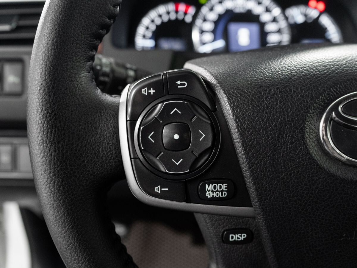 Toyota Camry 2014 - фото автомобиля
