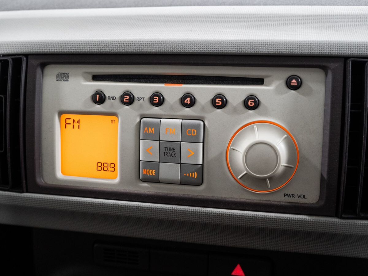 Toyota Passo 2013 - фото автомобиля