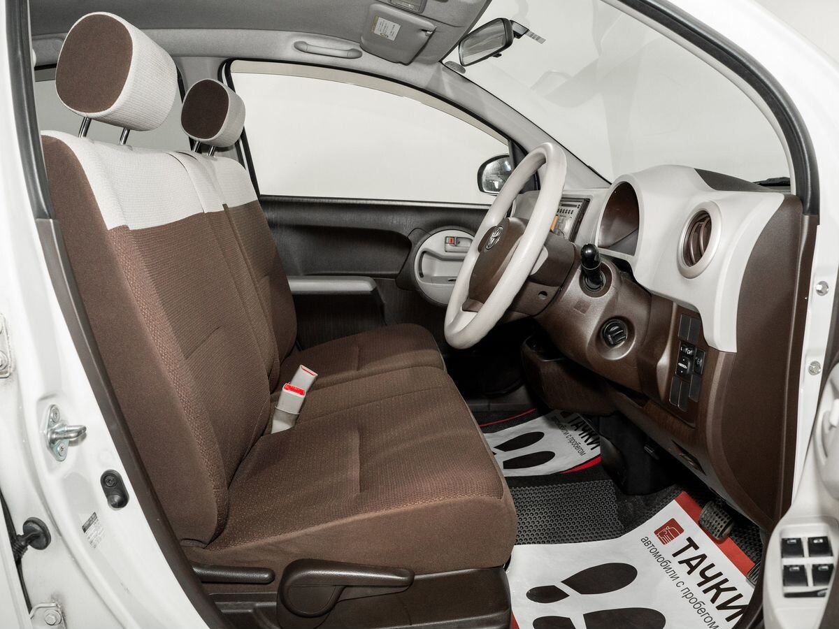 Toyota Passo 2013 - фото автомобиля