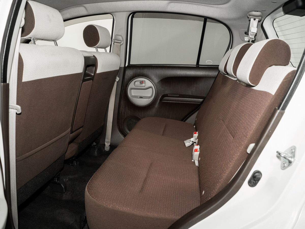 Toyota Passo 2013 - фото автомобиля