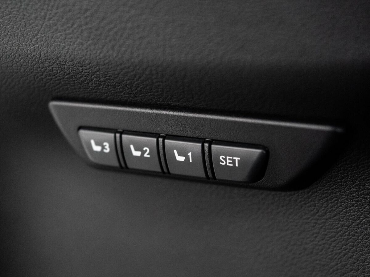 Lexus NX200t 2015 - фото автомобиля