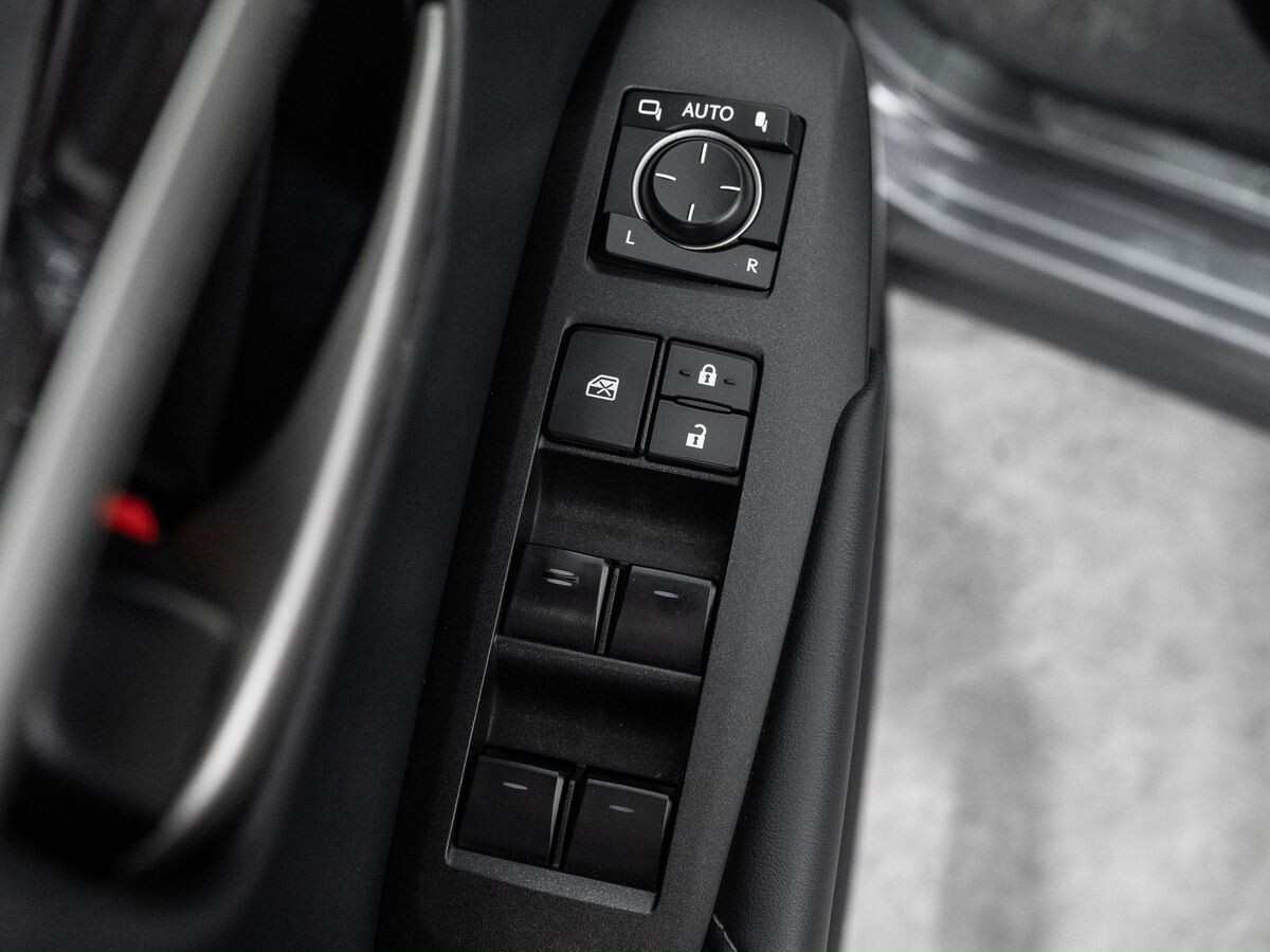Lexus NX200t 2015 - фото автомобиля