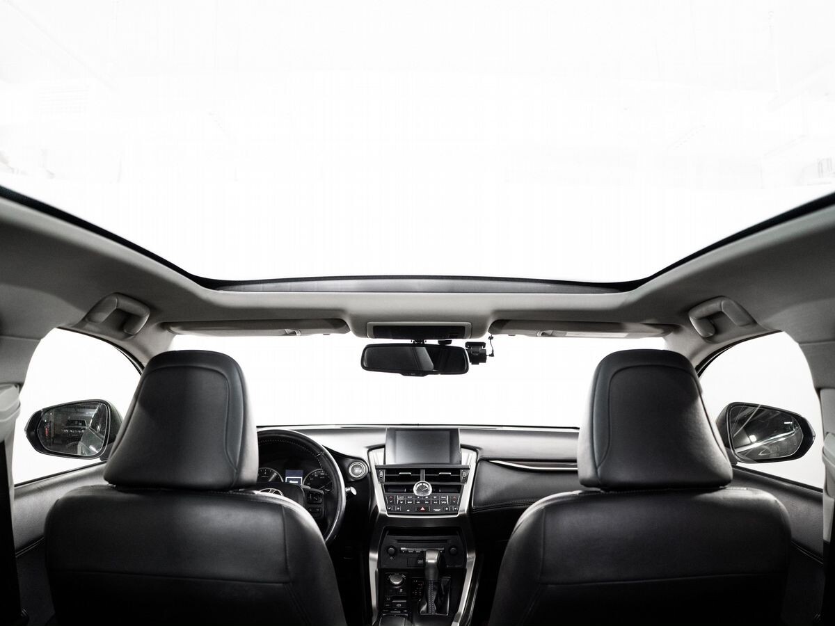 Lexus NX200t 2015 - фото автомобиля