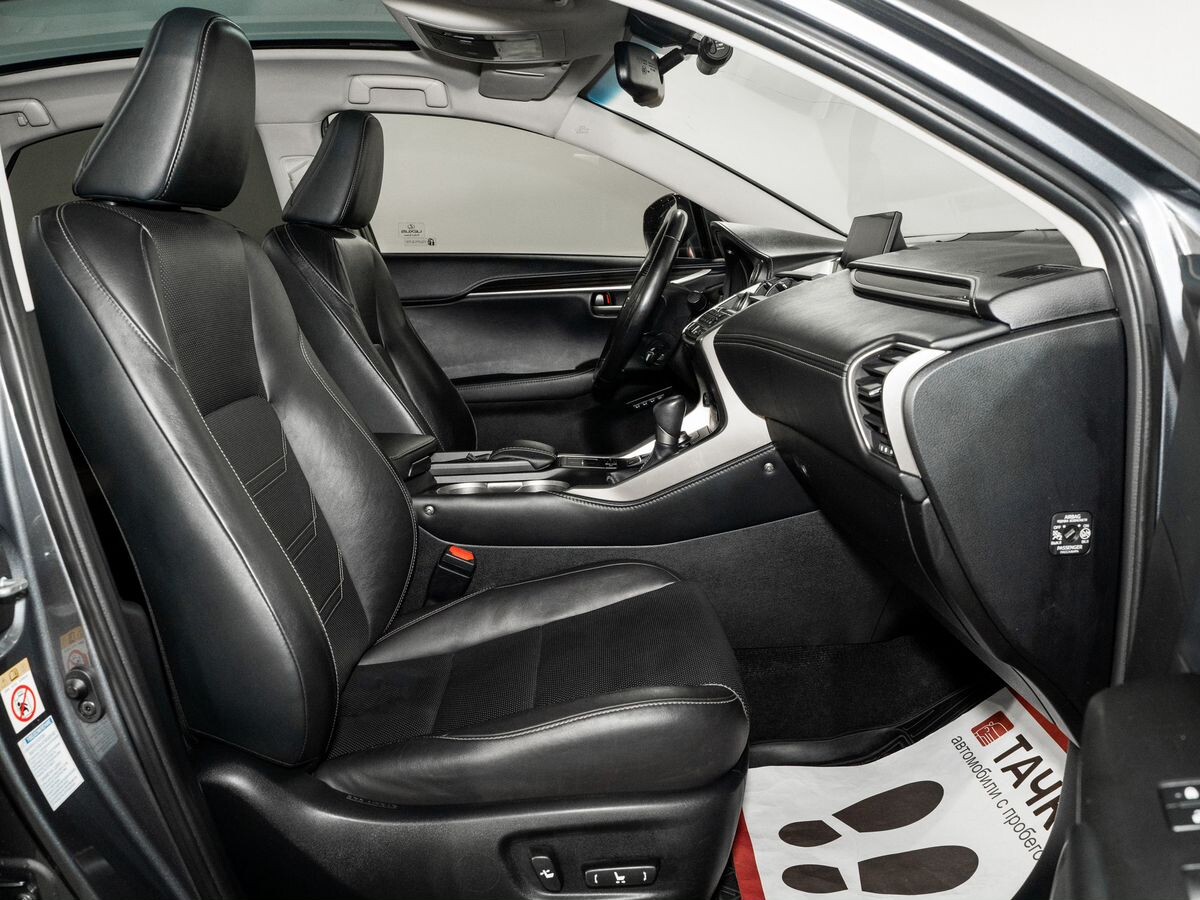 Lexus NX200t 2015 - фото автомобиля