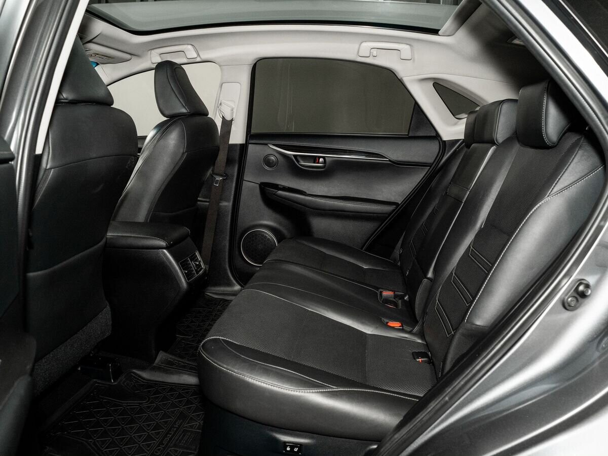 Lexus NX200t 2015 - фото автомобиля
