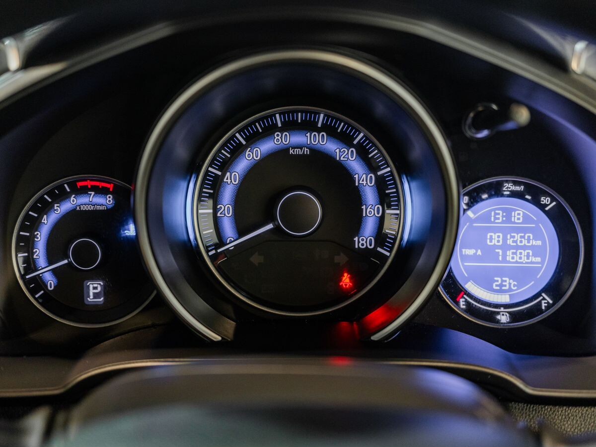 Honda Fit 2015 - фото автомобиля