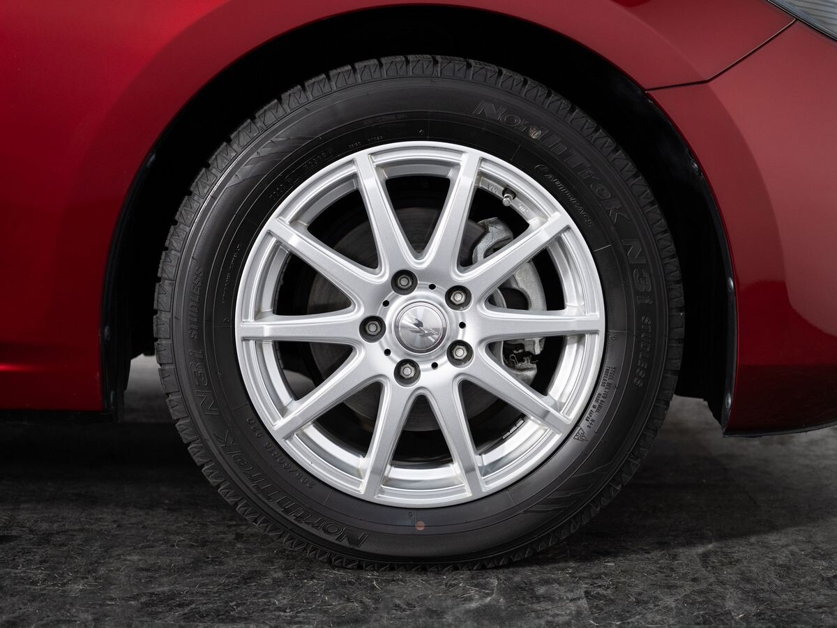 Mazda Axela 2018 - фото автомобиля