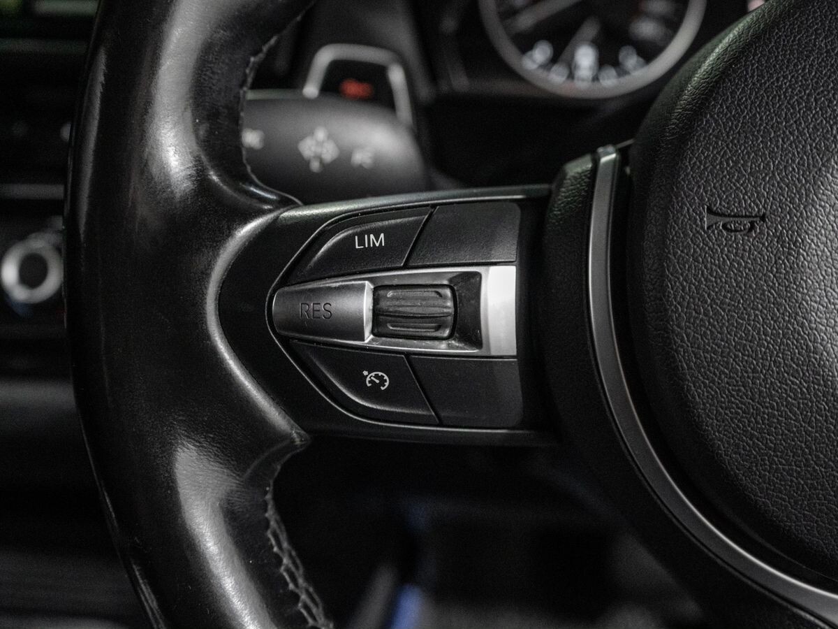 BMW 1-Series 2015 - фото автомобиля