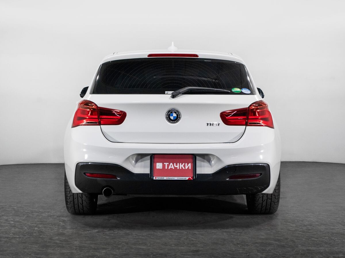 BMW 1-Series 2015 - фото автомобиля