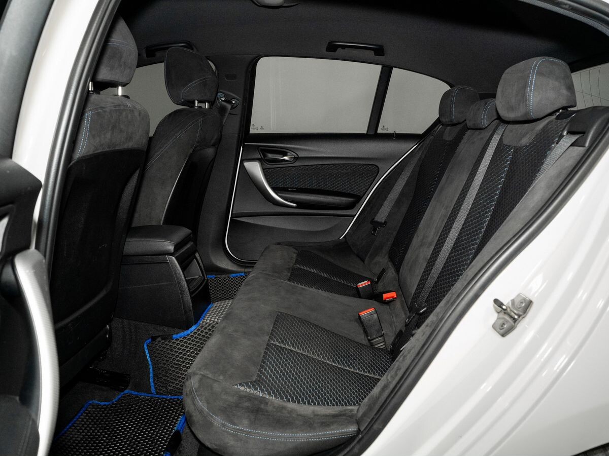 BMW 1-Series 2015 - фото автомобиля