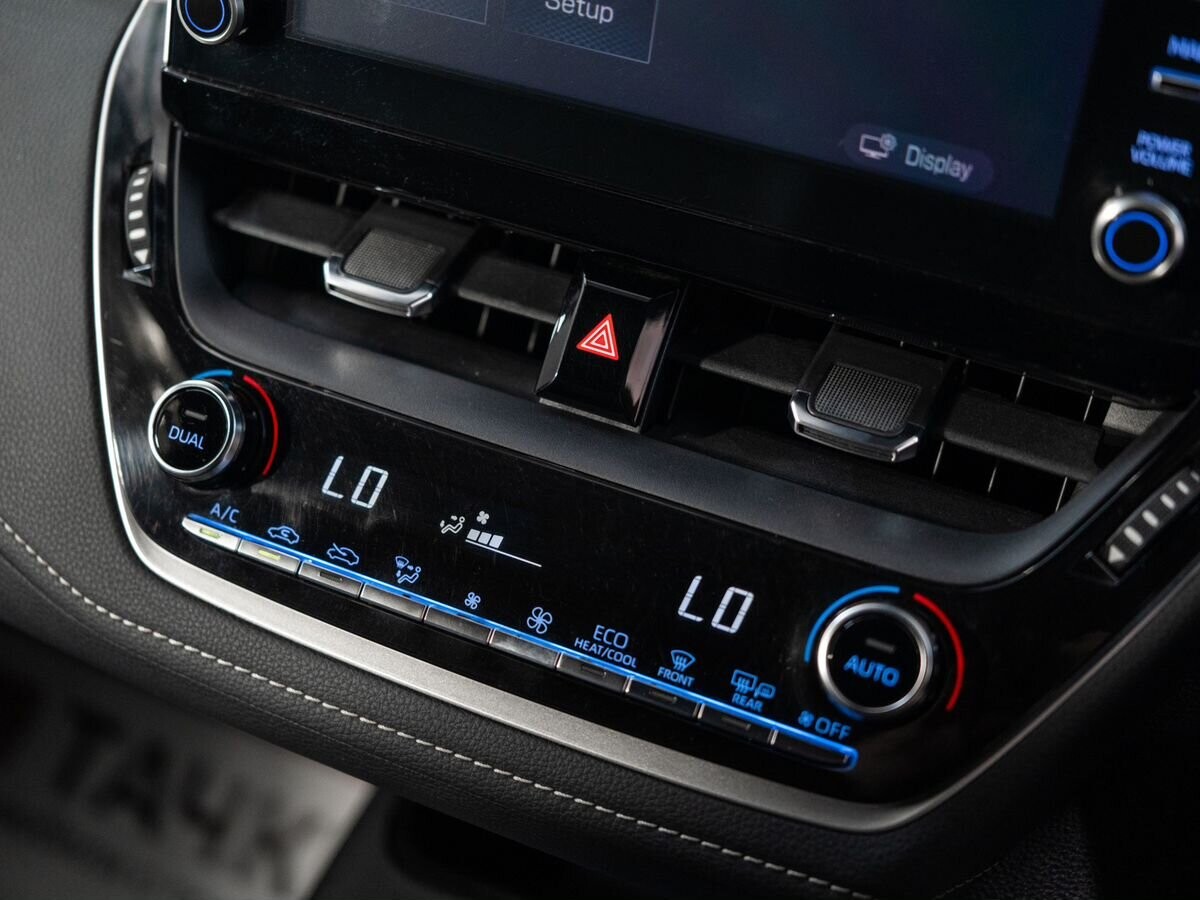Toyota Corolla 2020 - фото автомобиля