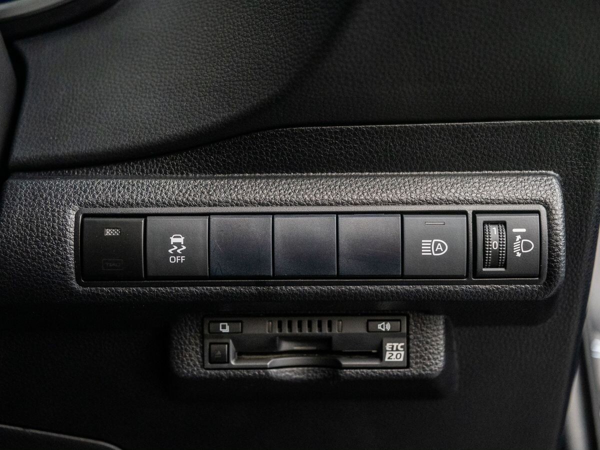 Toyota Corolla 2020 - фото автомобиля