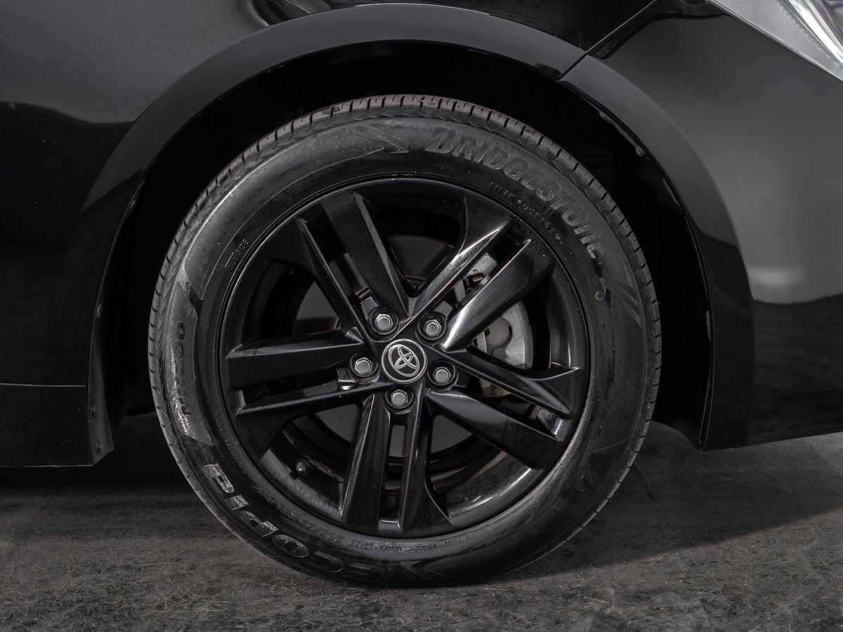 Toyota Corolla 2020 - фото автомобиля
