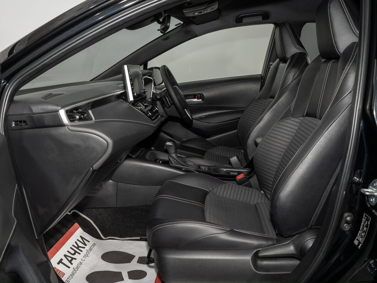 Toyota Corolla 2020 - фото автомобиля