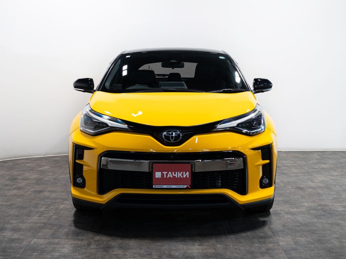 Toyota C-HR 2020 - фото автомобиля