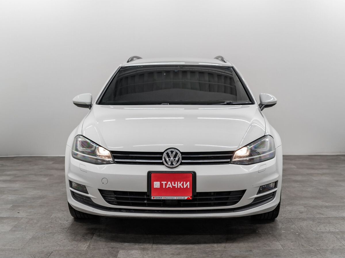 Volkswagen Golf 2013 - фото автомобиля