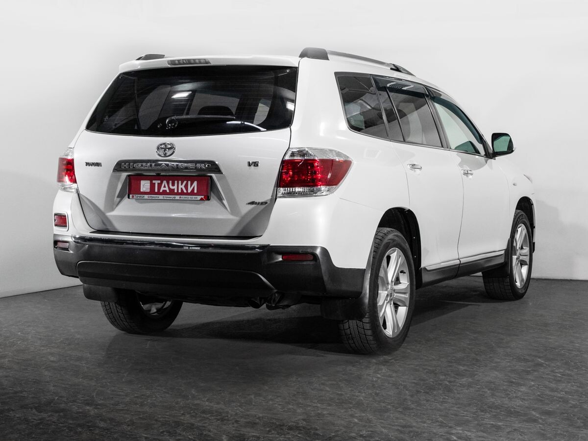 Toyota Highlander 2010 - фото автомобиля