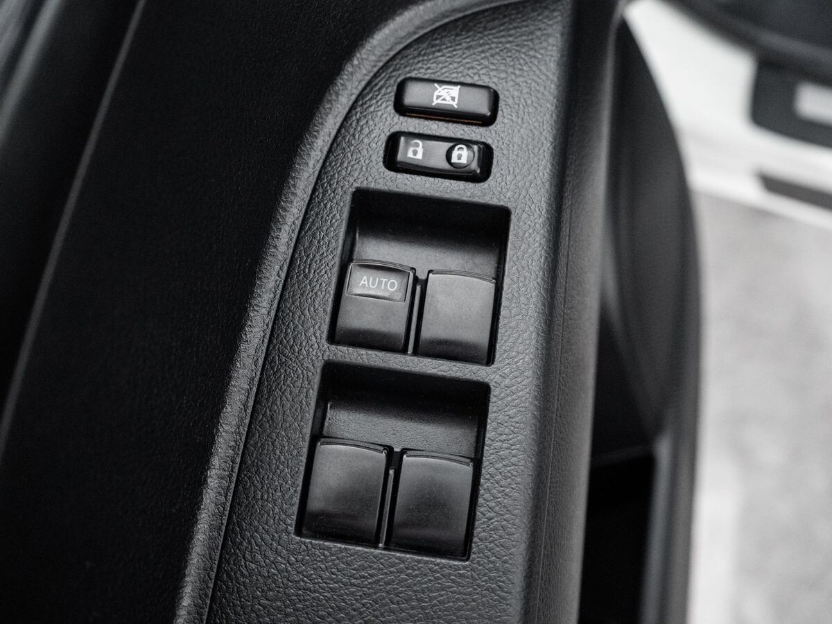 Toyota Highlander 2010 - фото автомобиля