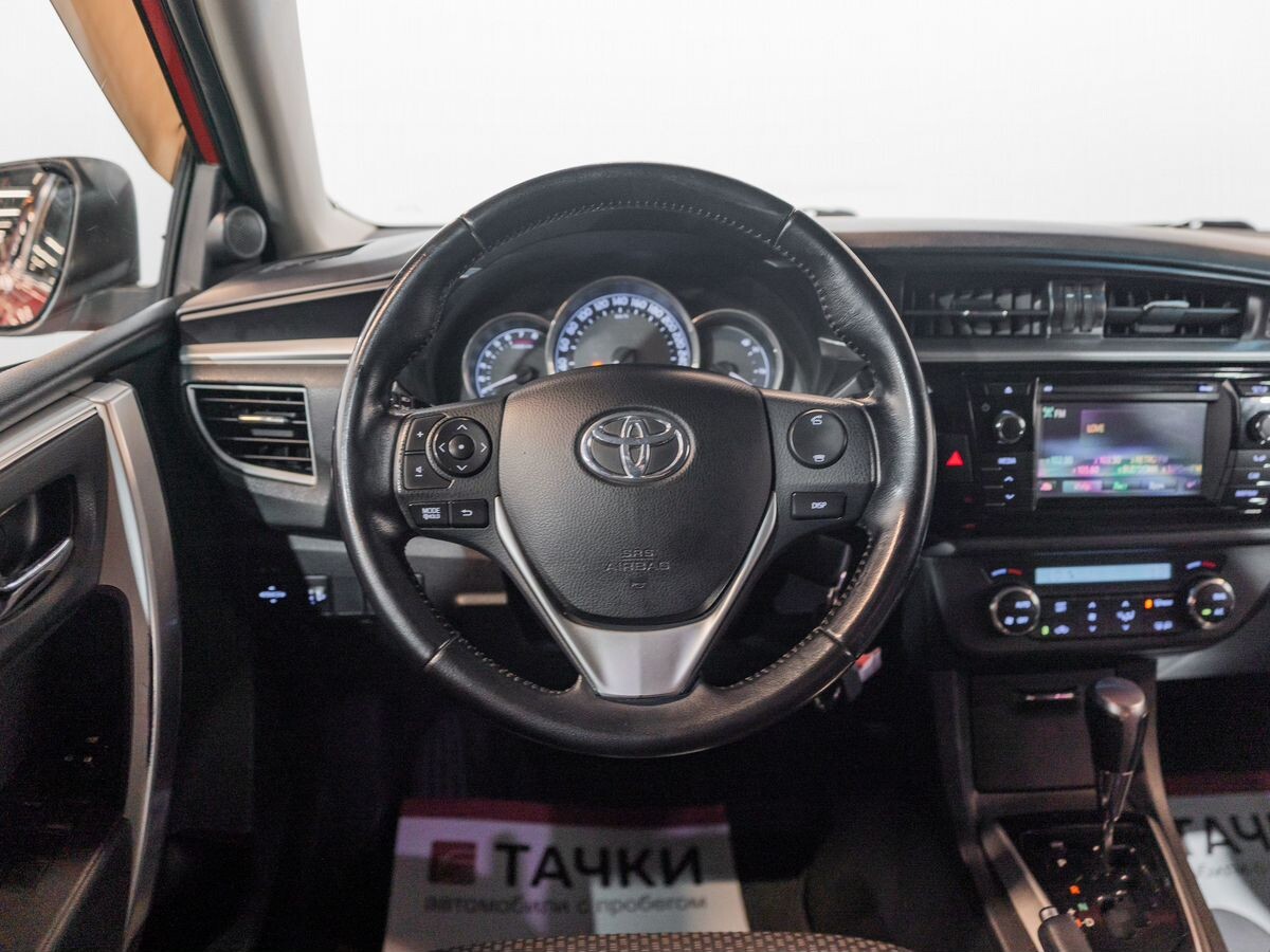 Toyota Corolla 2014 - фото автомобиля