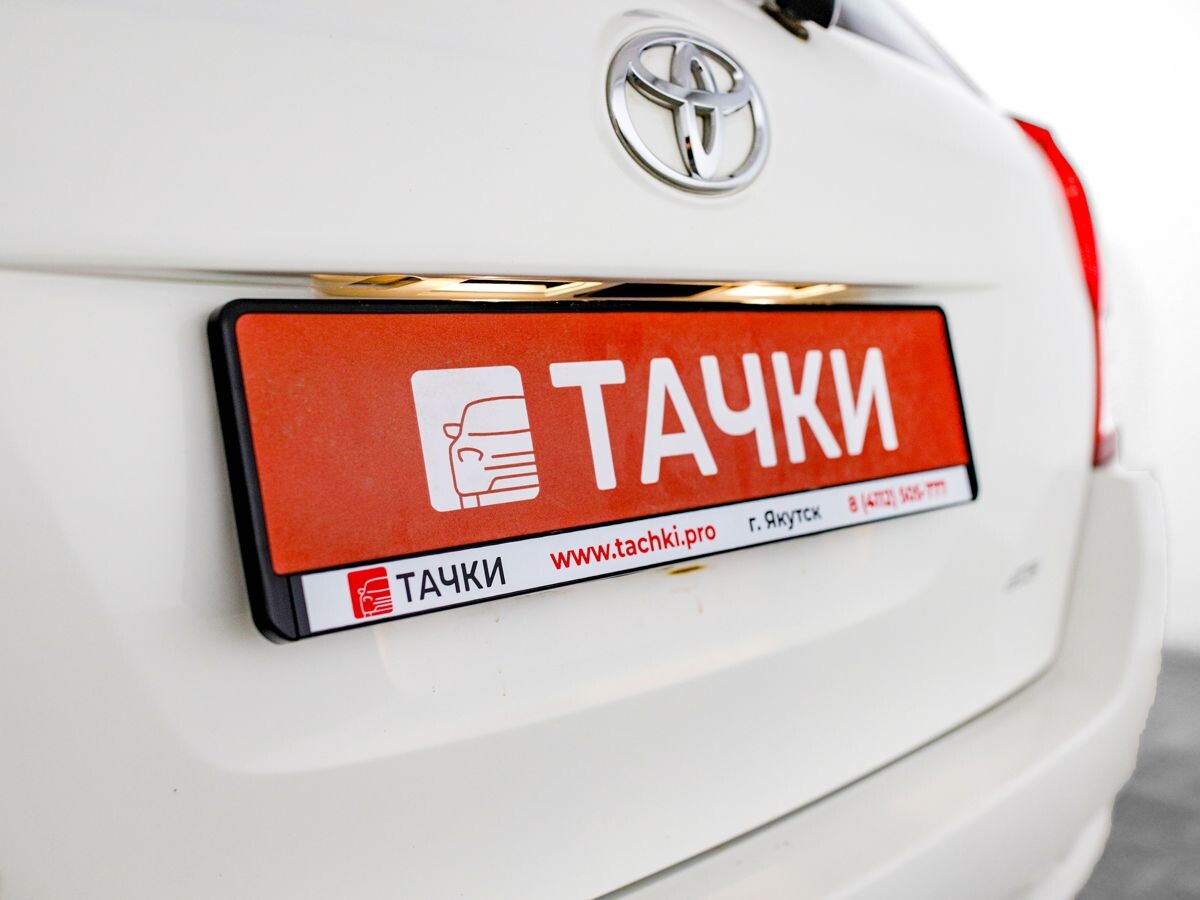 Toyota Corolla Fielder 2013 - фото автомобиля