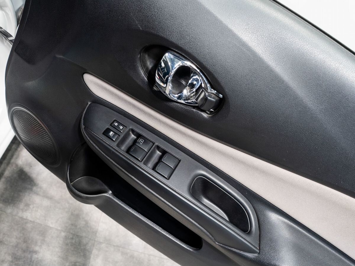 Nissan Note 2019 - фото автомобиля