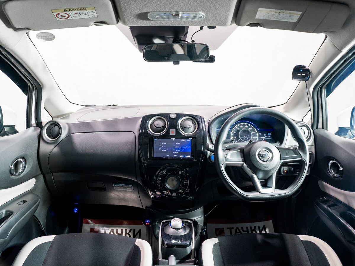 Nissan Note 2019 - фото автомобиля