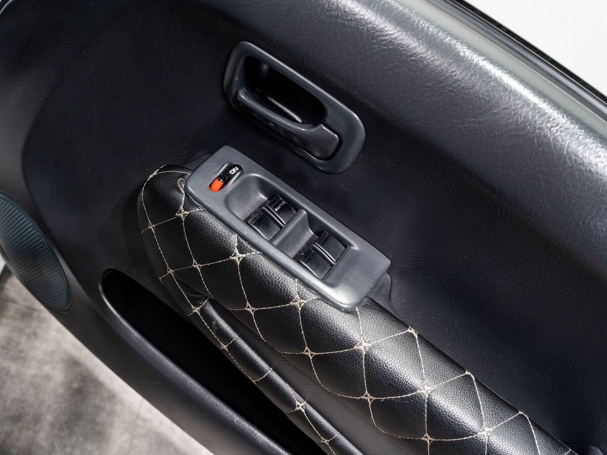 Honda Capa 1999 - фото автомобиля