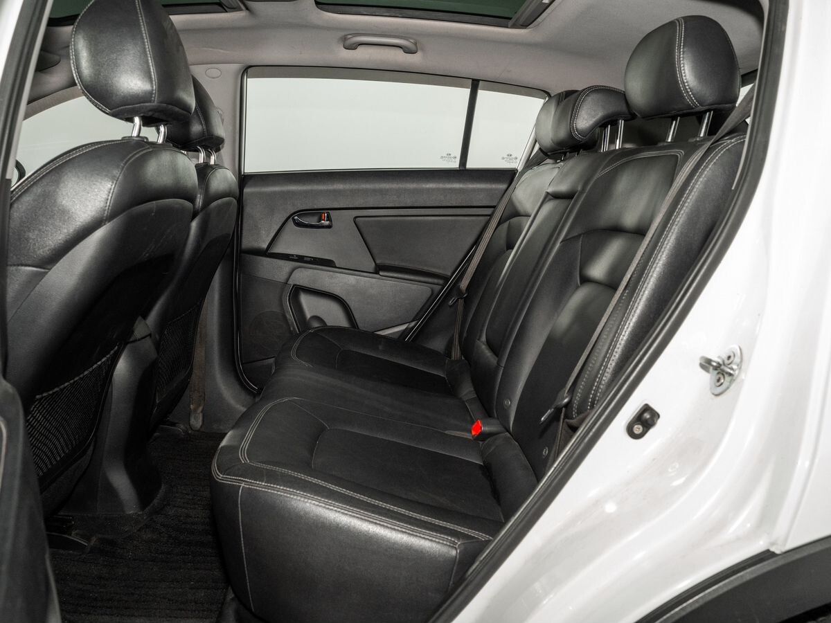 Kia Sportage 2011 - фото автомобиля